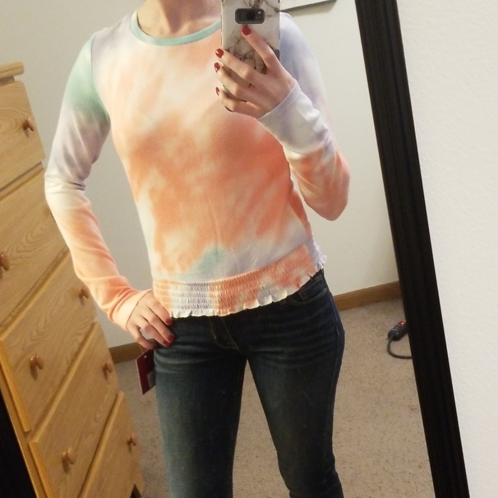 Tye dyed super cozy and soft long sleeve tee NWT - Picture 2 of 7